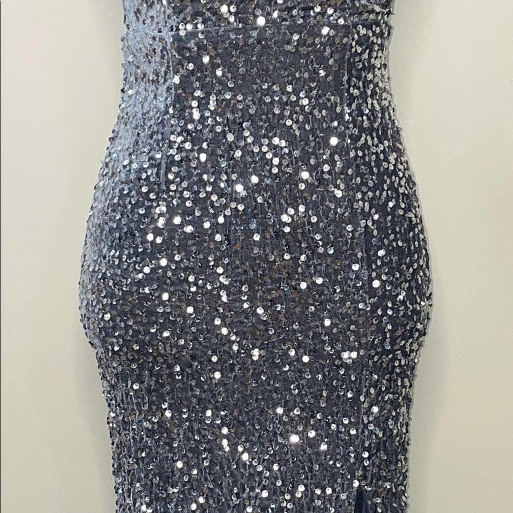 Faeriesty Gray Sequin Embellished Off-Shoulder Women’s Gown Size XS NWT - Picture 4 of 14
